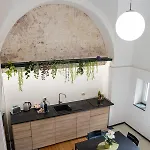 Tabula Forum House