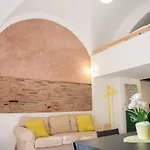 Apartment Tabula Forum House