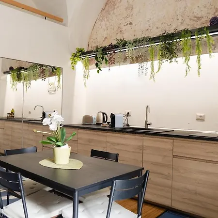 Tabula Forum House Catania