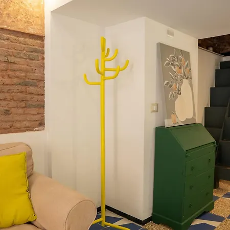 Apartment Tabula Forum House