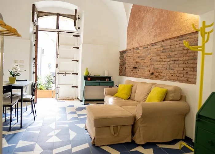 Tabula Forum House